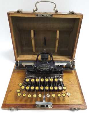 Blickensderfer antique typewriter in oak case (no key)